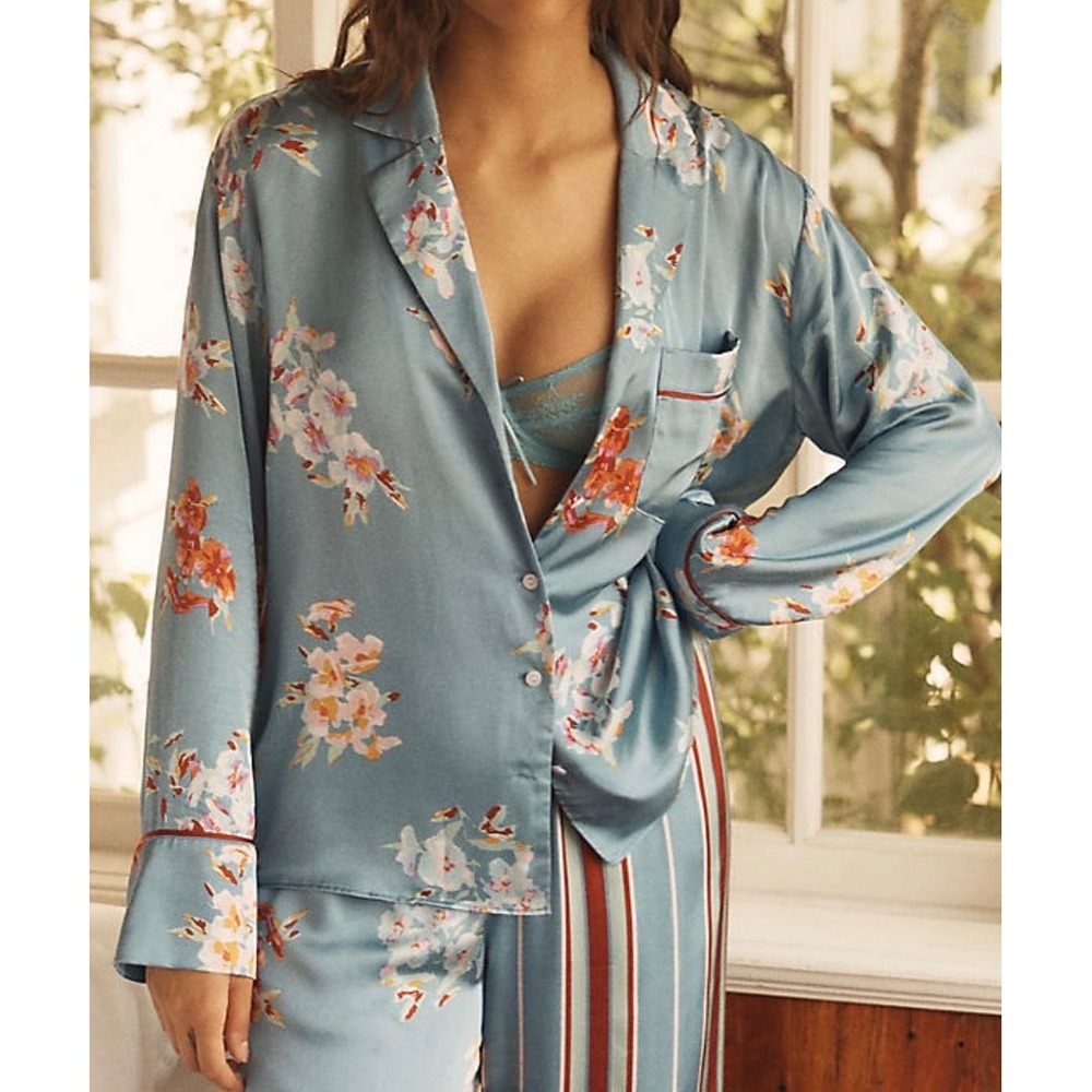 Anthropologie LyreBird The Silky Pajama Shirt Blue Floral Size Small